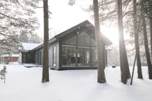 Finnlog Holzhaus Winter