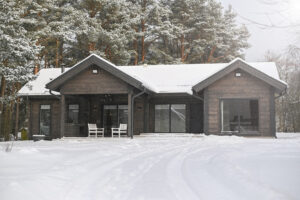 Finnlog Holzhaus Winter