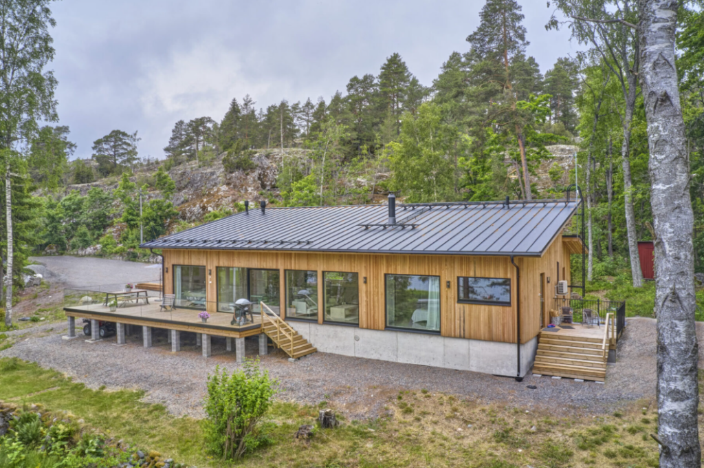 CLT-Fertighaus aus Holz von Finnlog